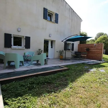 Proche De Saintes Fontcouverte (Charente-Maritime)